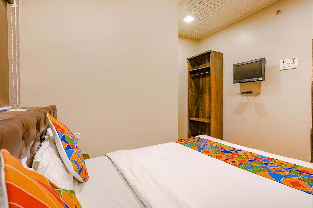Fabexpress Comfort Stay - Nr Mumbai International Airport Екстериор снимка