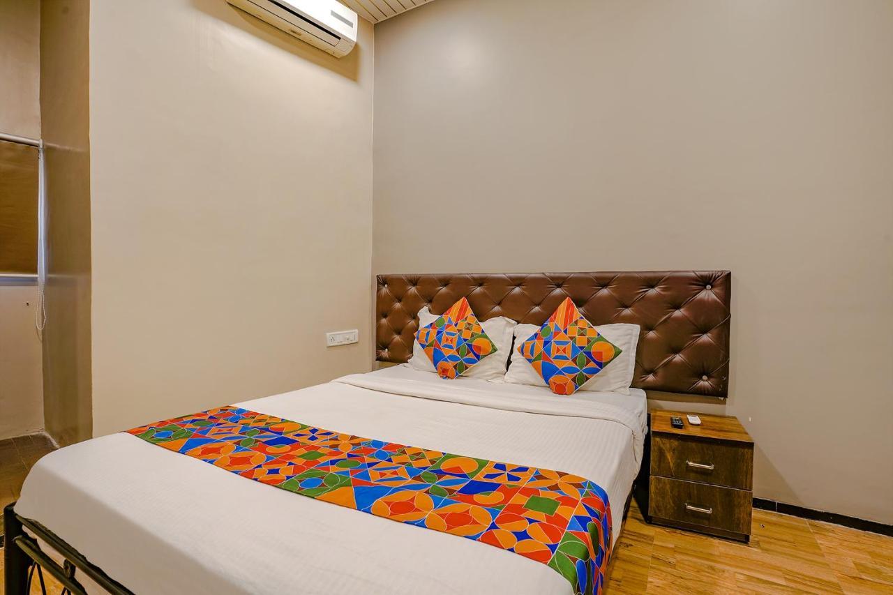 Fabexpress Comfort Stay - Nr Mumbai International Airport Екстериор снимка